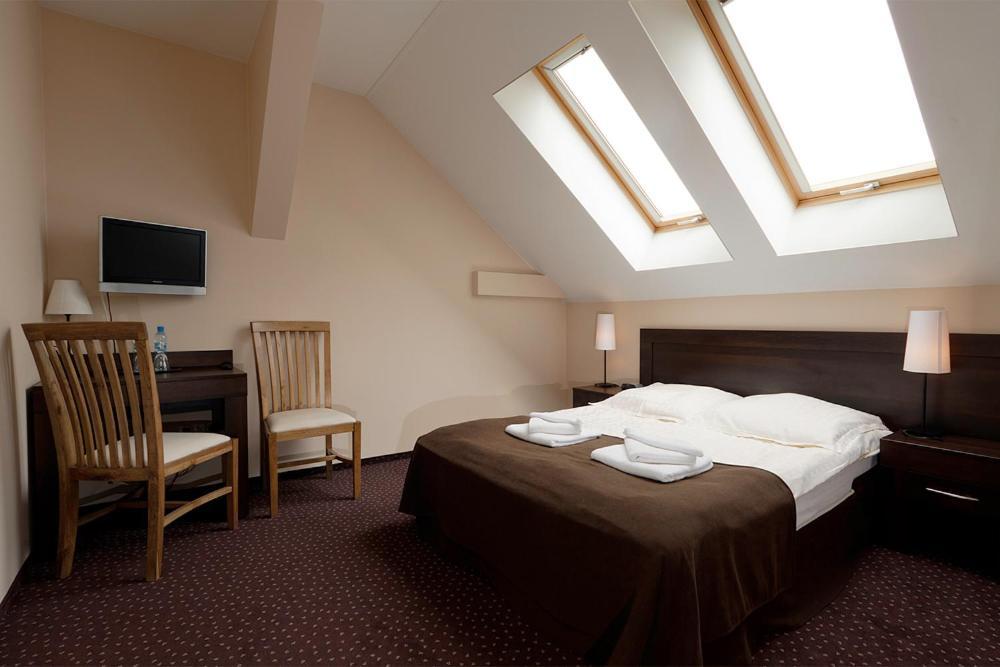 A' Propos Hotel, Restauracja, Club Валбжих Номер фото
